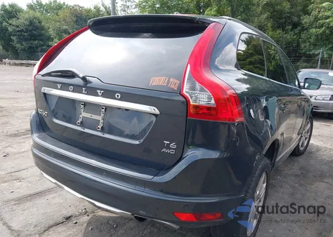 2015 Volvo Xc60 T6 Platinum из США, поврежденный, VIN YV4902RM5F2688032